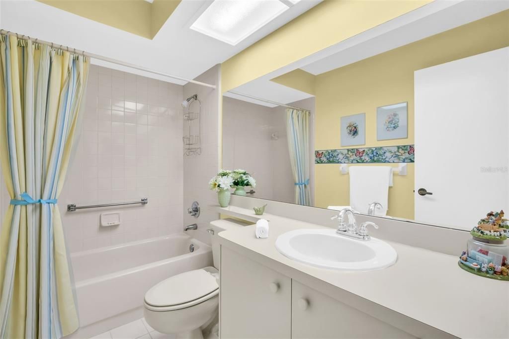 En Venta: $364,900 (2 camas, 2 baños, 1375 Pies cuadrados)