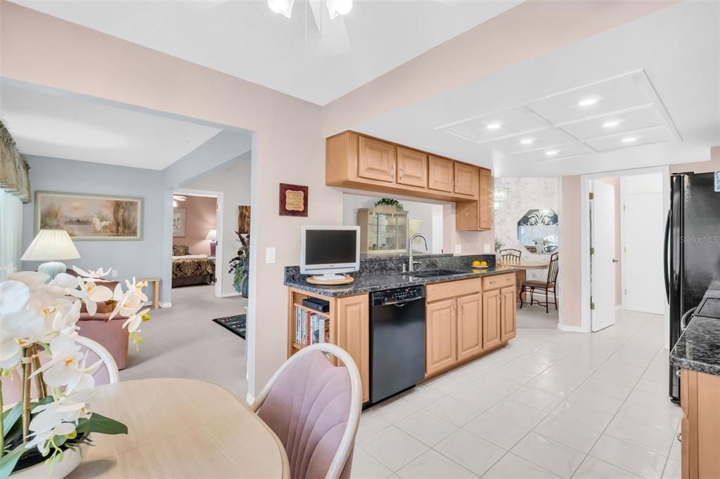 En Venta: $364,900 (2 camas, 2 baños, 1375 Pies cuadrados)