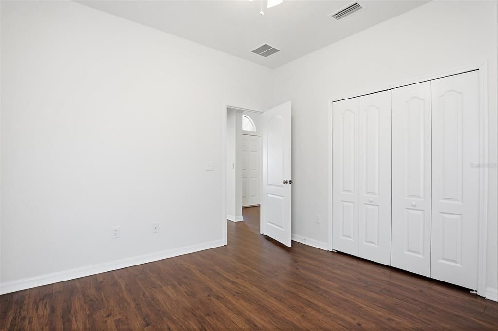 For Sale: $345,000 (3 beds, 2 baths, 2119 Square Feet)