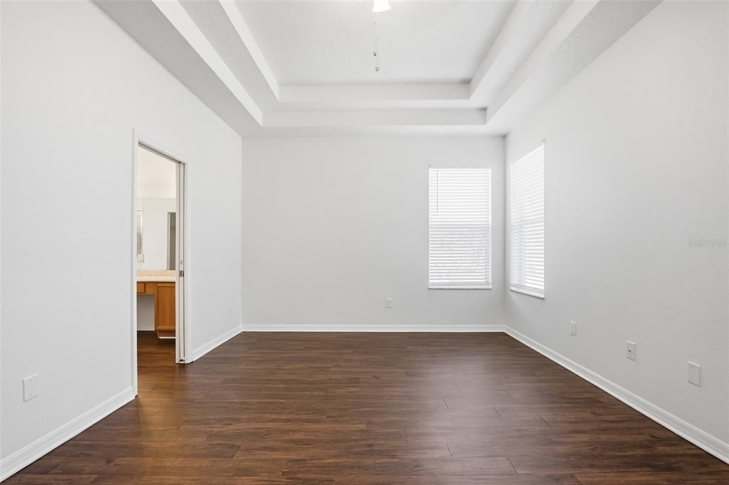 For Sale: $345,000 (3 beds, 2 baths, 2119 Square Feet)