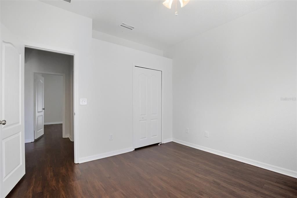 For Sale: $345,000 (3 beds, 2 baths, 2119 Square Feet)