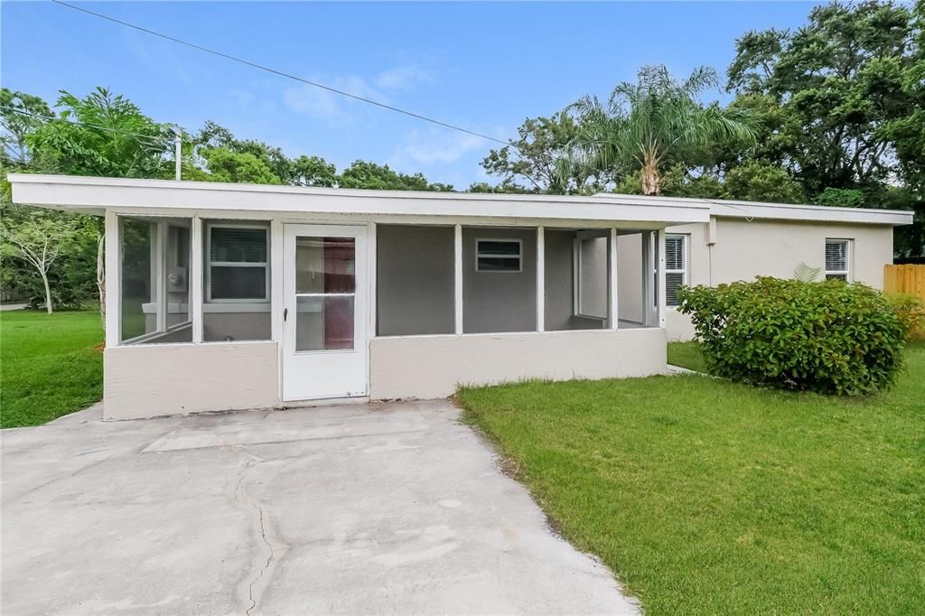 出租: $2,390 (3 贝兹, 2 浴室, 1208 平方英尺)