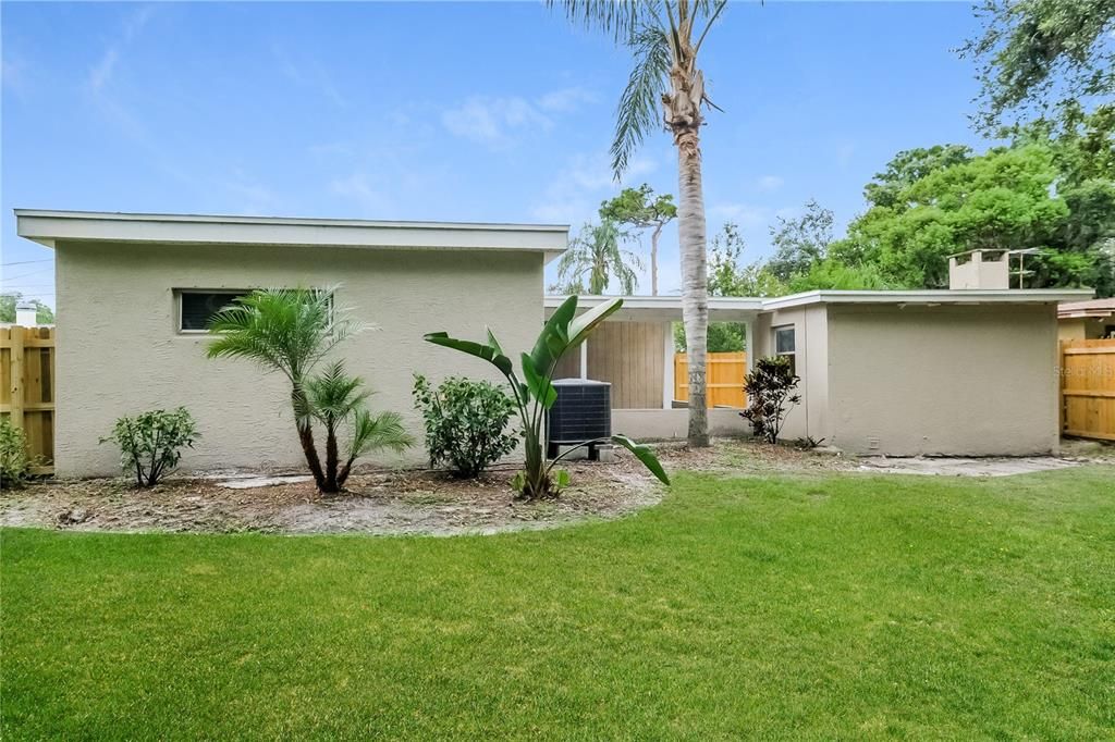 出租: $2,390 (3 贝兹, 2 浴室, 1208 平方英尺)