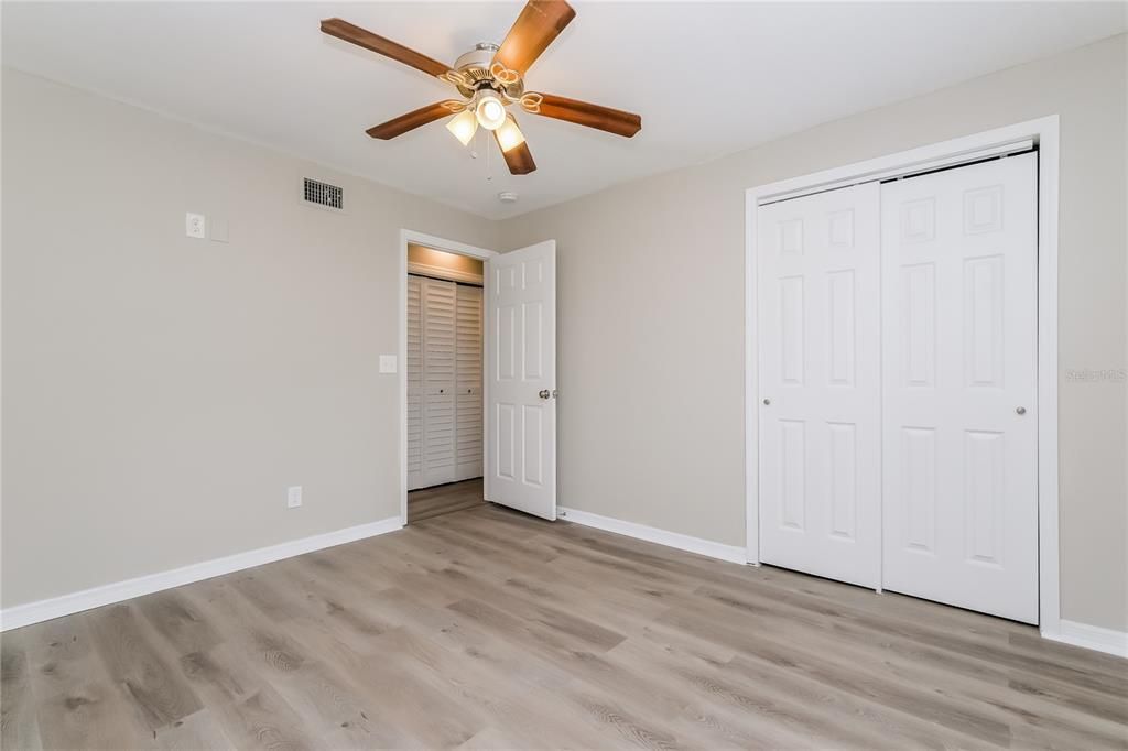 出租: $2,390 (3 贝兹, 2 浴室, 1208 平方英尺)