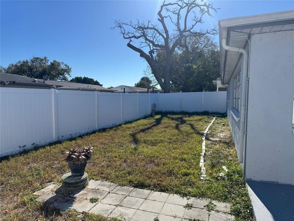 For Sale: $269,000 (3 beds, 2 baths, 1811 Square Feet)