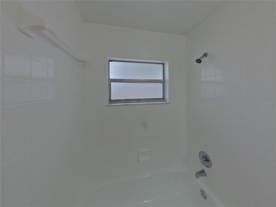 出租: $1,949 (2 贝兹, 2 浴室, 1208 平方英尺)