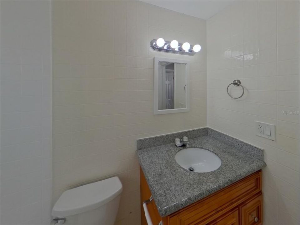 出租: $1,949 (2 贝兹, 2 浴室, 1208 平方英尺)