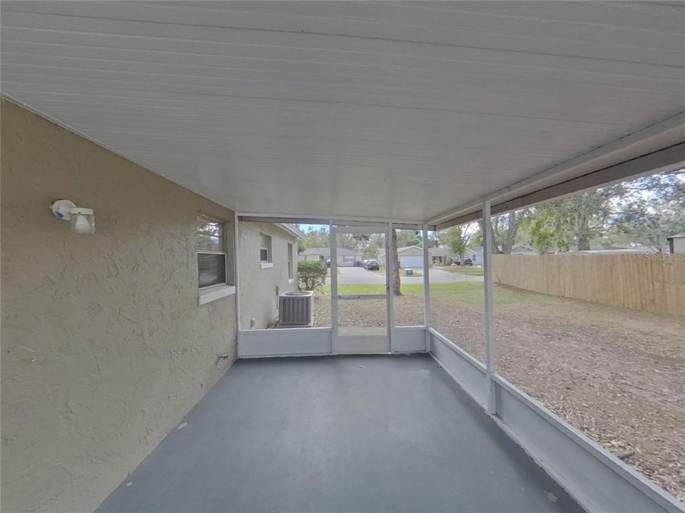 出租: $1,949 (2 贝兹, 2 浴室, 1208 平方英尺)