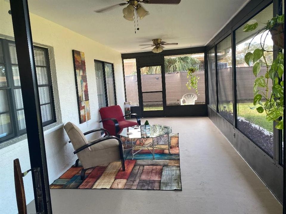 待售: $259,900 (2 贝兹, 2 浴室, 1644 平方英尺)