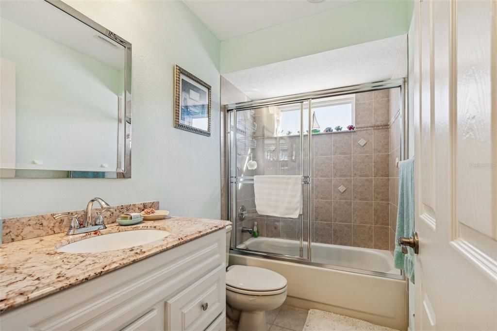 На продажу: $515,000 (3 спален, 2 ванн, 1443 Квадратных фут)