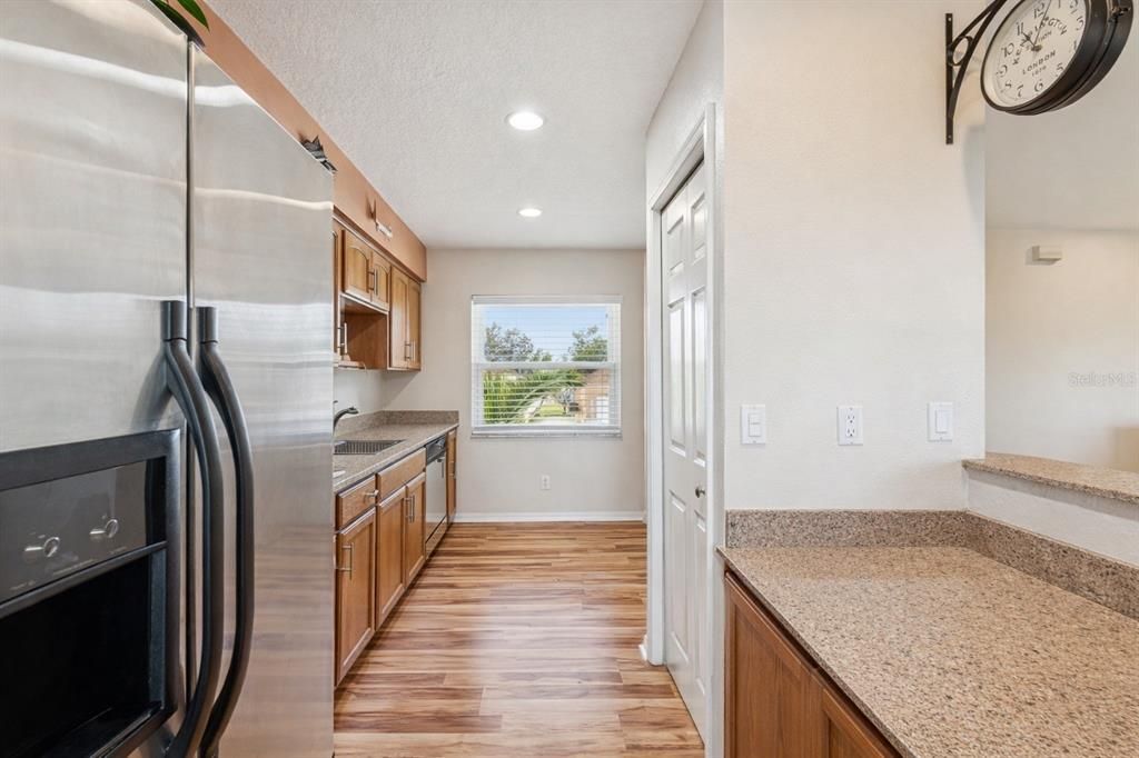 На продажу: $515,000 (3 спален, 2 ванн, 1443 Квадратных фут)