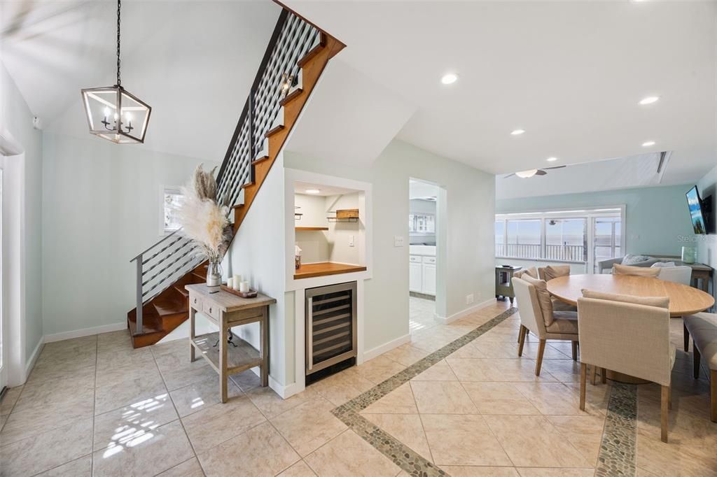 For Sale: $885,000 (3 beds, 3 baths, 2156 Square Feet)