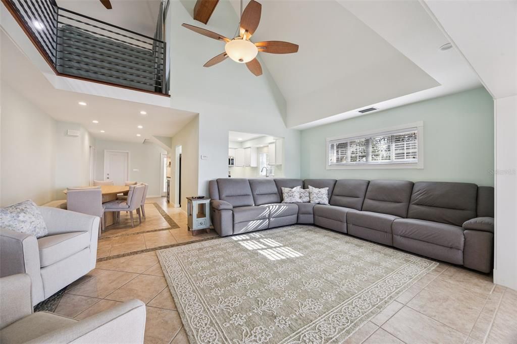 For Sale: $885,000 (3 beds, 3 baths, 2156 Square Feet)