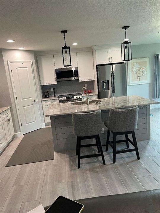 En Venta: $439,500 (3 camas, 2 baños, 1759 Pies cuadrados)