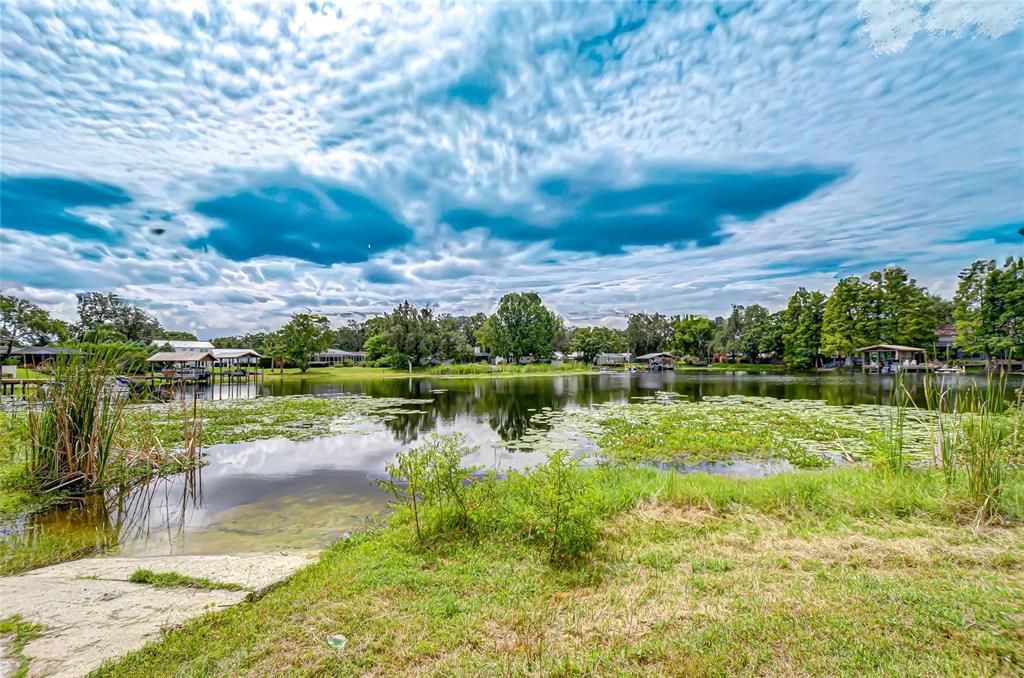 待售: $425,000 (4 贝兹, 2 浴室, 1842 平方英尺)