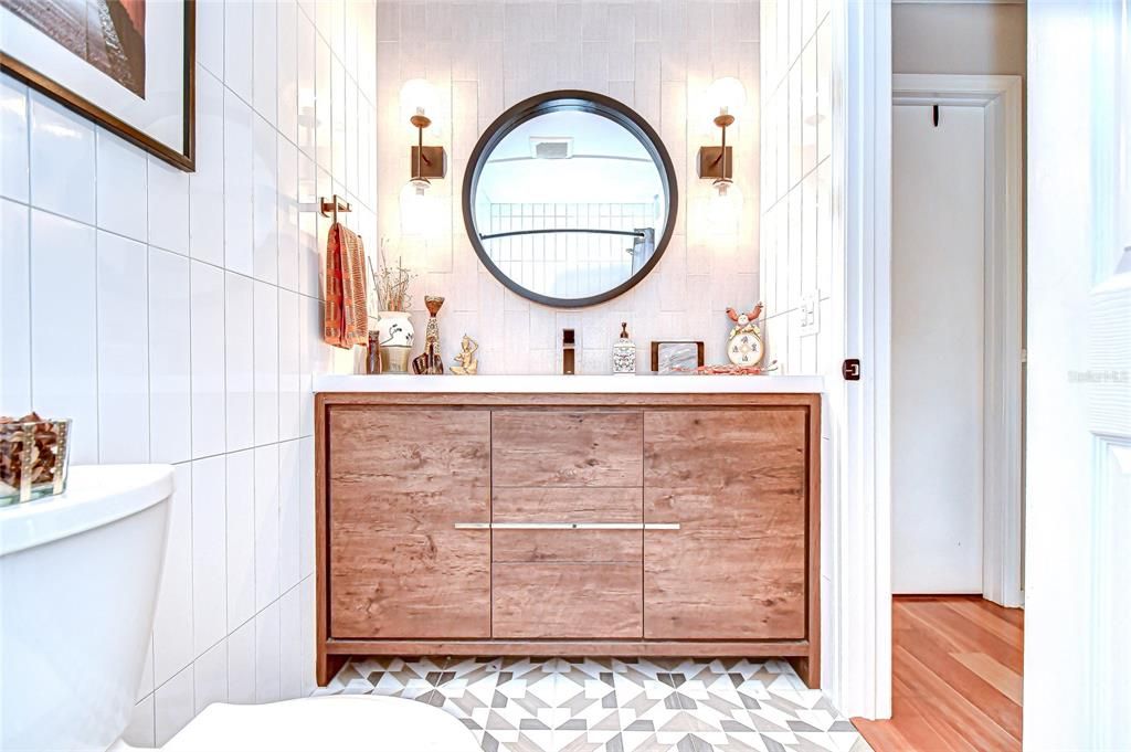 待售: $425,000 (4 贝兹, 2 浴室, 1842 平方英尺)