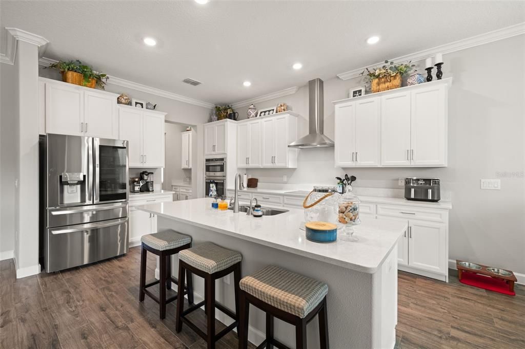 For Sale: $624,999 (3 beds, 3 baths, 2778 Square Feet)