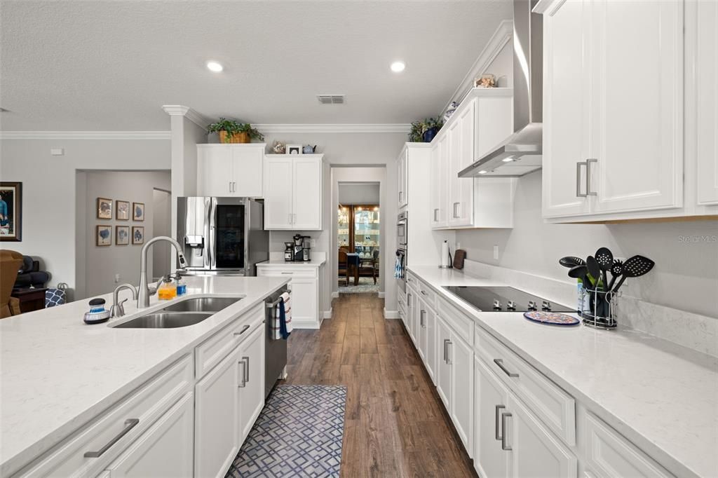 For Sale: $624,999 (3 beds, 3 baths, 2778 Square Feet)