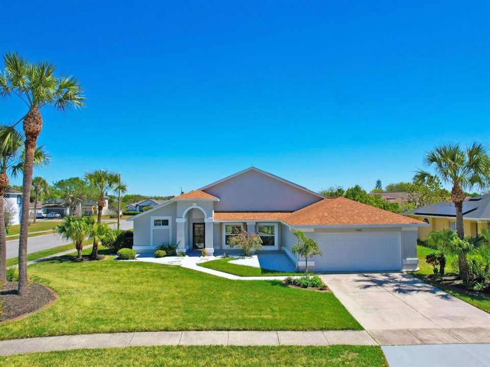 En Venta: $415,000 (3 camas, 2 baños, 1572 Pies cuadrados)