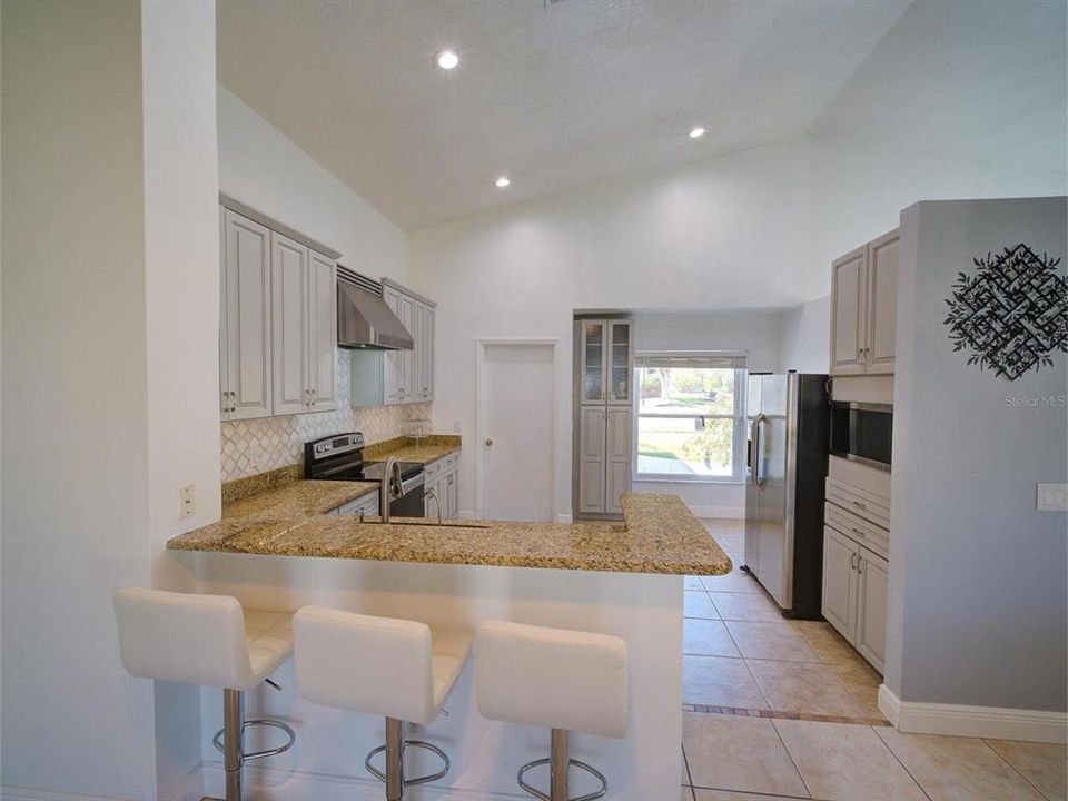 En Venta: $415,000 (3 camas, 2 baños, 1572 Pies cuadrados)