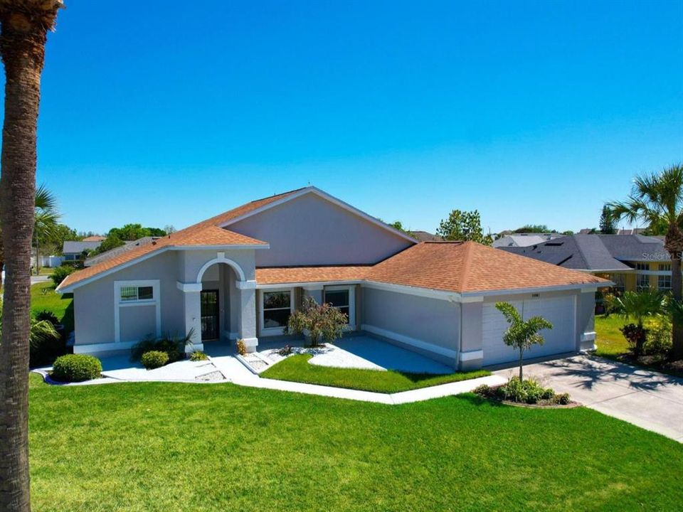 En Venta: $415,000 (3 camas, 2 baños, 1572 Pies cuadrados)