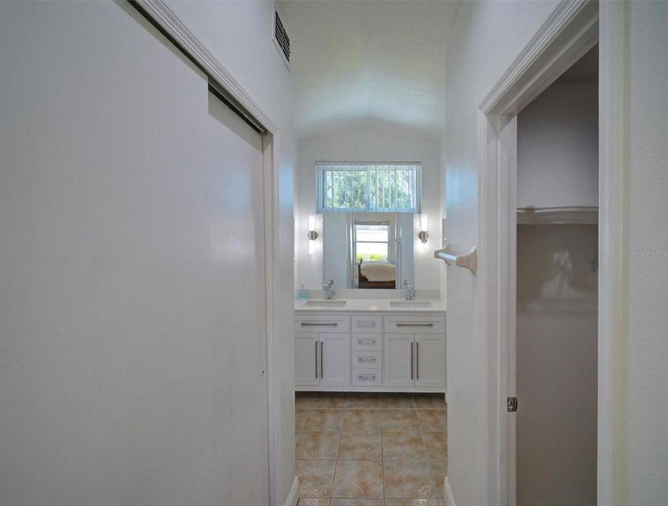 En Venta: $415,000 (3 camas, 2 baños, 1572 Pies cuadrados)