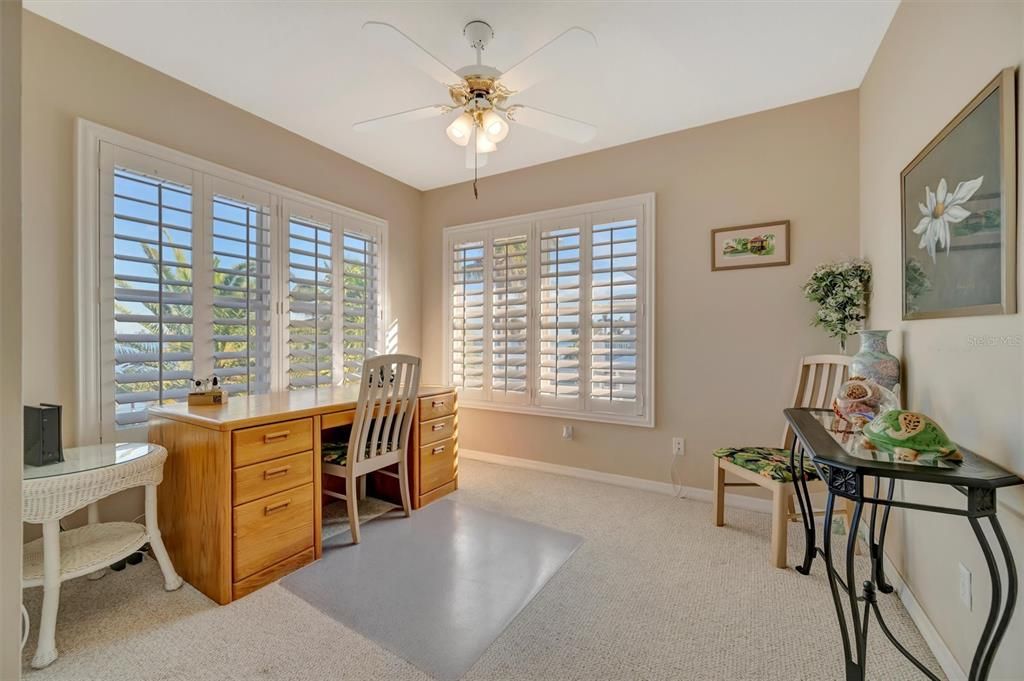 На продажу: $2,750,000 (3 спален, 2 ванн, 1864 Квадратных фут)