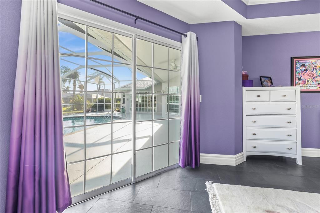 En Venta: $485,000 (3 camas, 2 baños, 2586 Pies cuadrados)