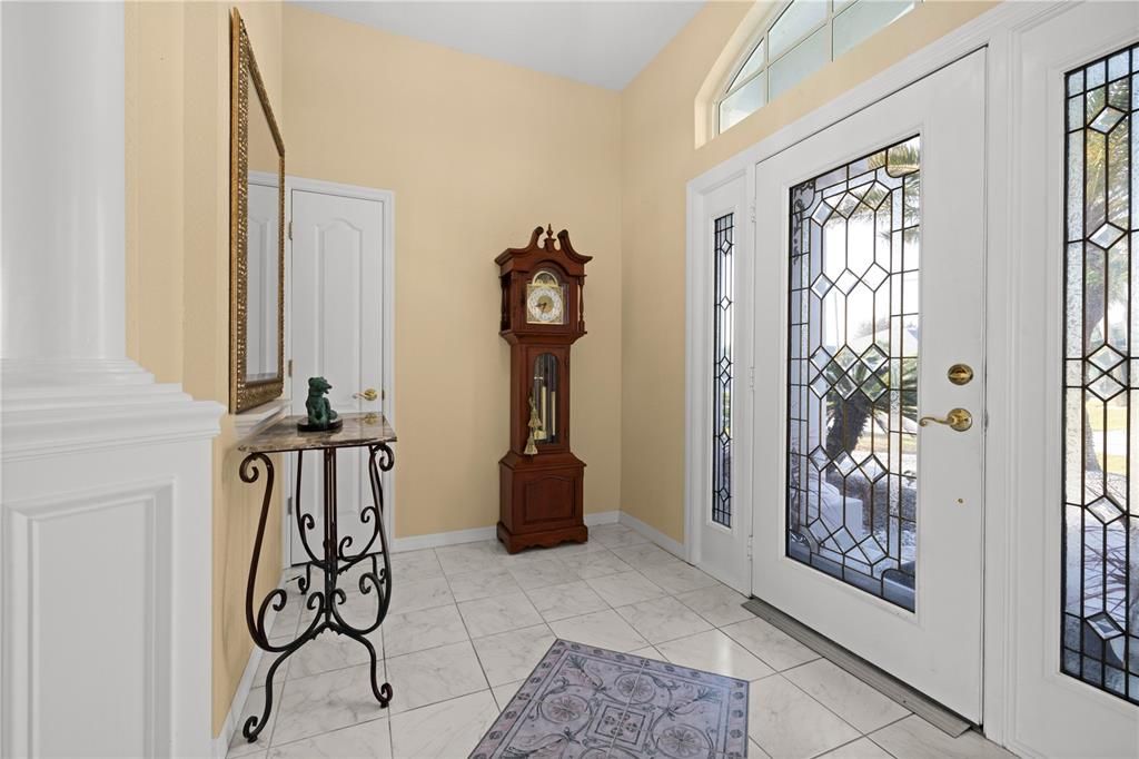 En Venta: $485,000 (3 camas, 2 baños, 2586 Pies cuadrados)