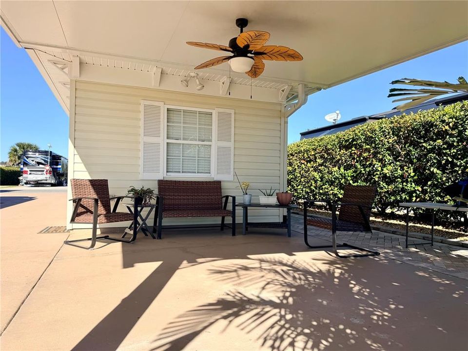 待售: $199,900 (0.12 acres)