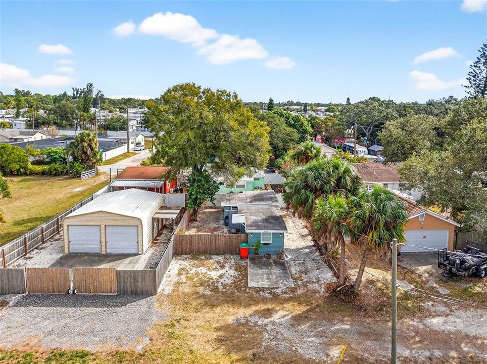 For Sale: $425,000 (3 beds, 2 baths, 858 Square Feet)