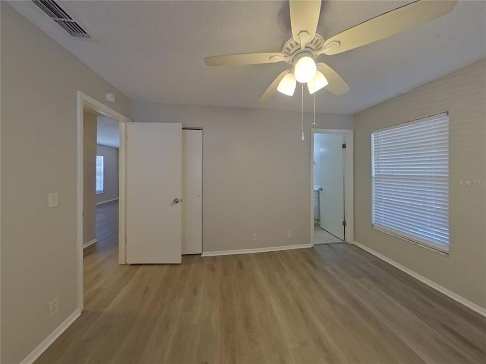 В аренду: $2,299 (2 спален, 2 ванн, 1265 Квадратных фут)