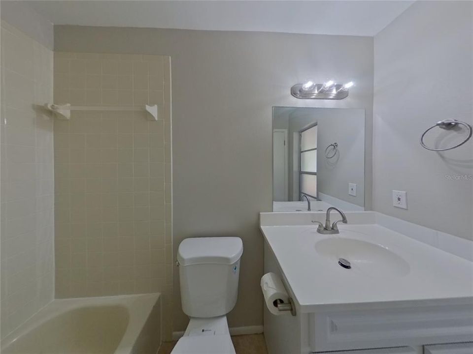 В аренду: $2,299 (2 спален, 2 ванн, 1265 Квадратных фут)