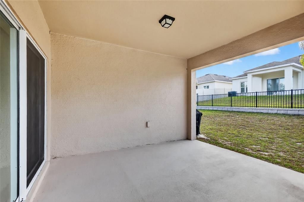 En Venta: $340,000 (4 camas, 2 baños, 1713 Pies cuadrados)