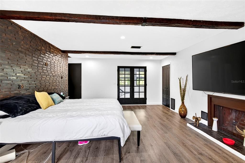 待售: $500,000 (3 贝兹, 2 浴室, 2336 平方英尺)