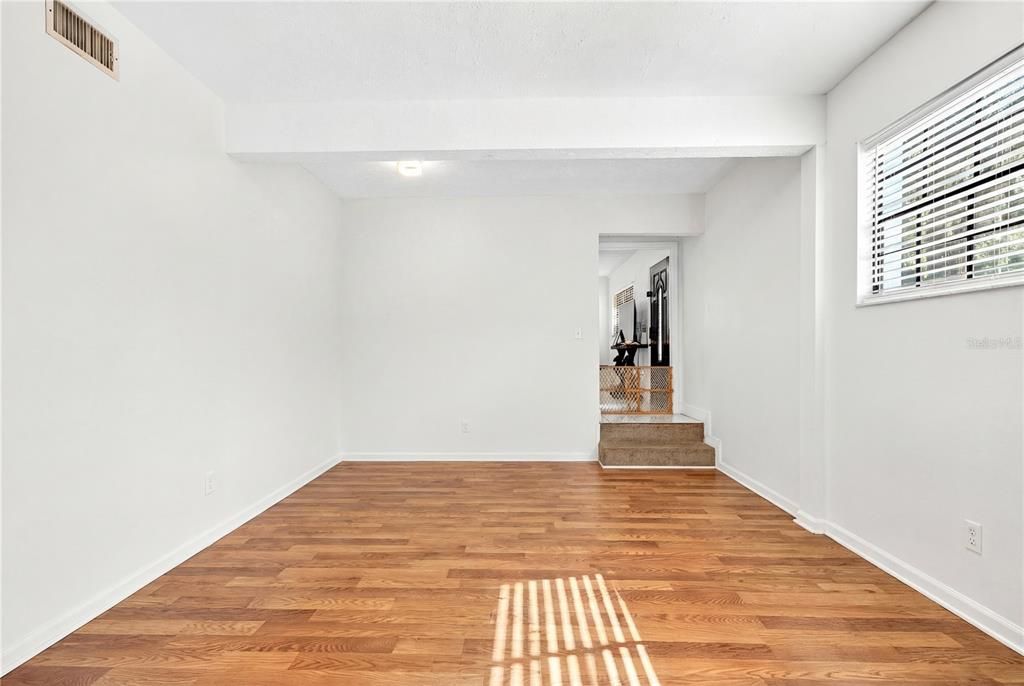 待售: $500,000 (3 贝兹, 2 浴室, 2336 平方英尺)