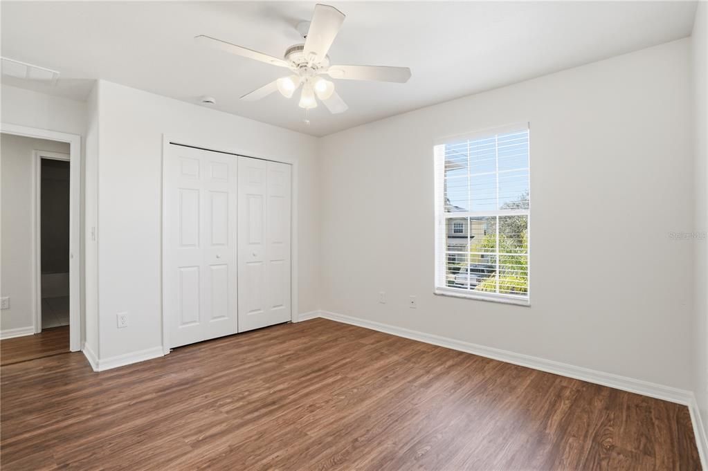 For Sale: $354,900 (4 beds, 2 baths, 2595 Square Feet)