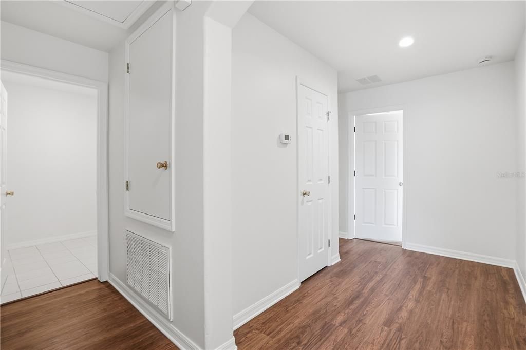 For Sale: $354,900 (4 beds, 2 baths, 2595 Square Feet)