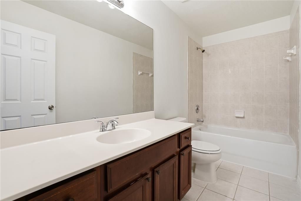 For Sale: $354,900 (4 beds, 2 baths, 2595 Square Feet)