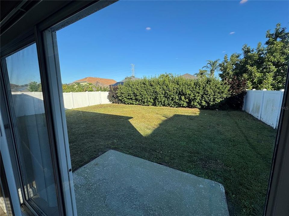 出租: $2,495 (4 贝兹, 2 浴室, 1712 平方英尺)