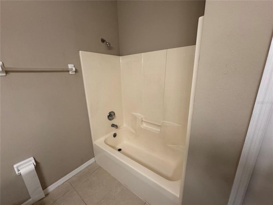 出租: $2,495 (4 贝兹, 2 浴室, 1712 平方英尺)