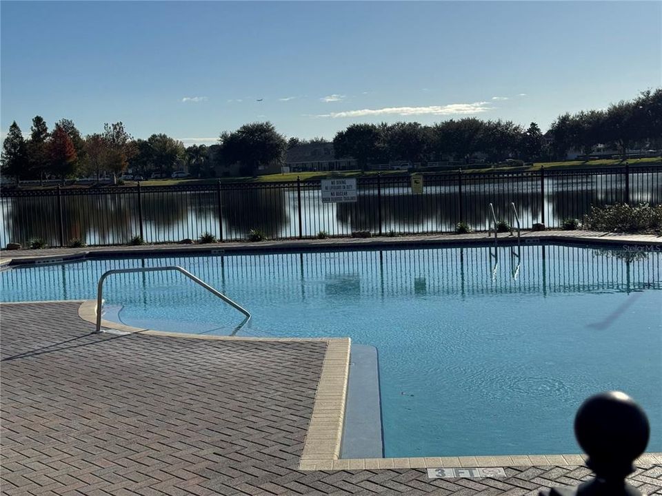 出租: $2,495 (4 贝兹, 2 浴室, 1712 平方英尺)