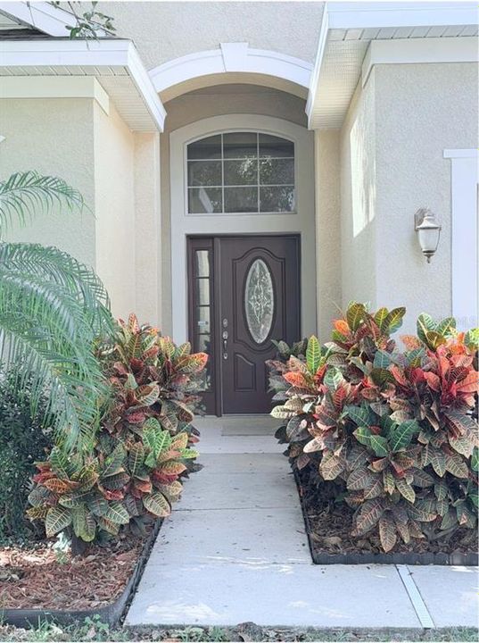 For Sale: $350,000 (3 beds, 2 baths, 1657 Square Feet)