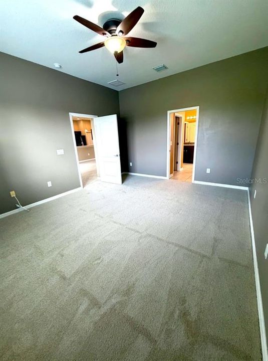 For Sale: $350,000 (3 beds, 2 baths, 1657 Square Feet)