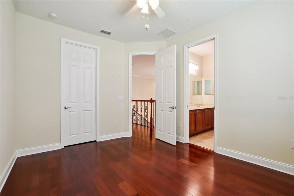 待售: $897,000 (4 贝兹, 4 浴室, 3462 平方英尺)