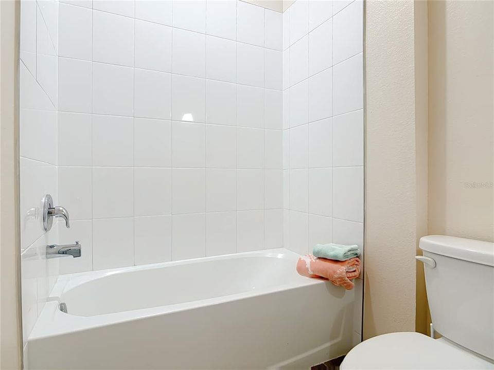 En Venta: $409,900 (3 camas, 2 baños, 1710 Pies cuadrados)