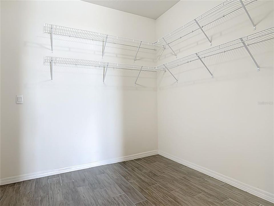 En Venta: $409,900 (3 camas, 2 baños, 1710 Pies cuadrados)