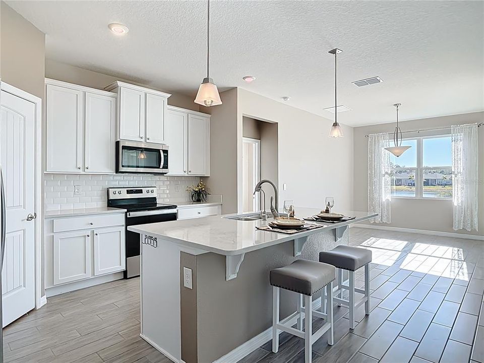 En Venta: $409,900 (3 camas, 2 baños, 1710 Pies cuadrados)