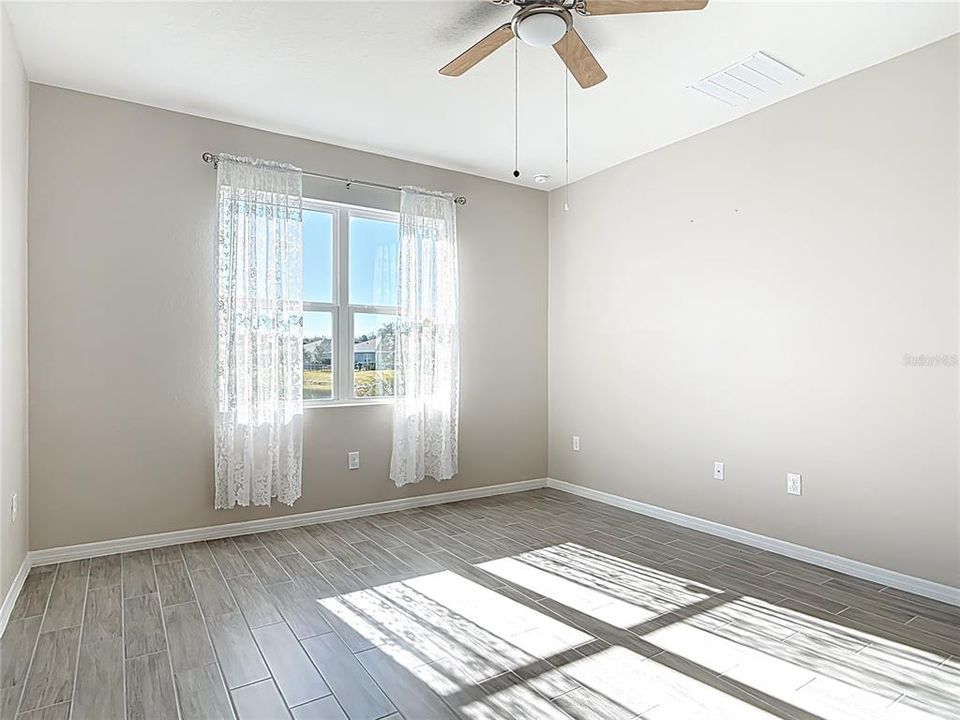 En Venta: $409,900 (3 camas, 2 baños, 1710 Pies cuadrados)