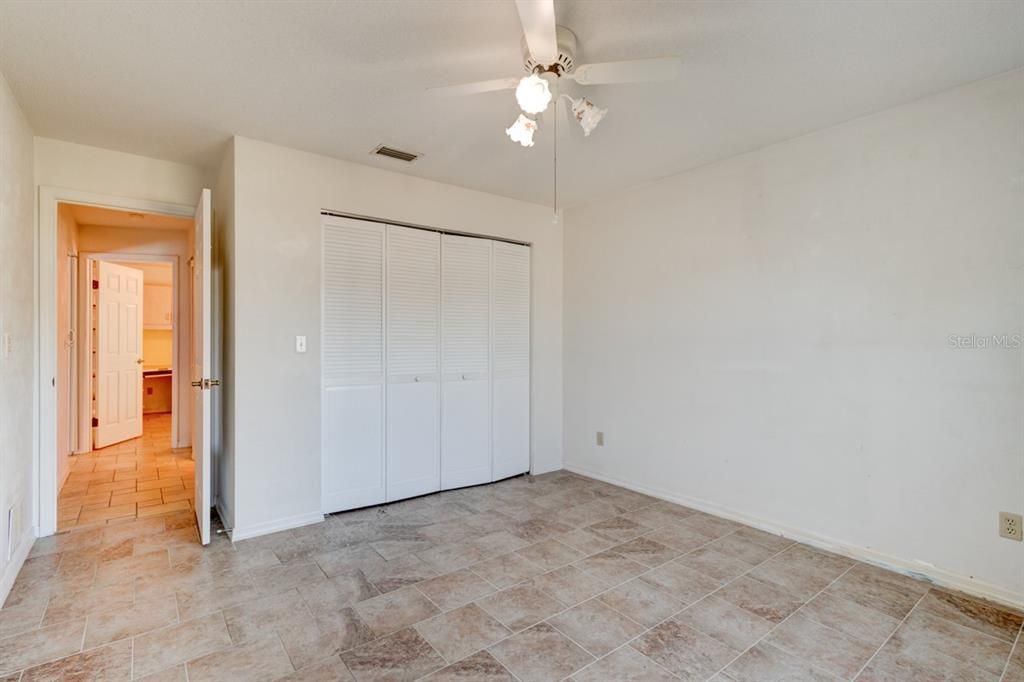 На продажу: $340,000 (3 спален, 2 ванн, 1796 Квадратных фут)